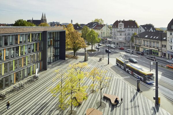 Rathaus am Walter-Scheel-Platz