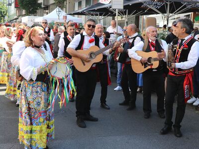 Musikgruppe beim Kultur- und Heimatfest Solitalia 2023 in Ohligs